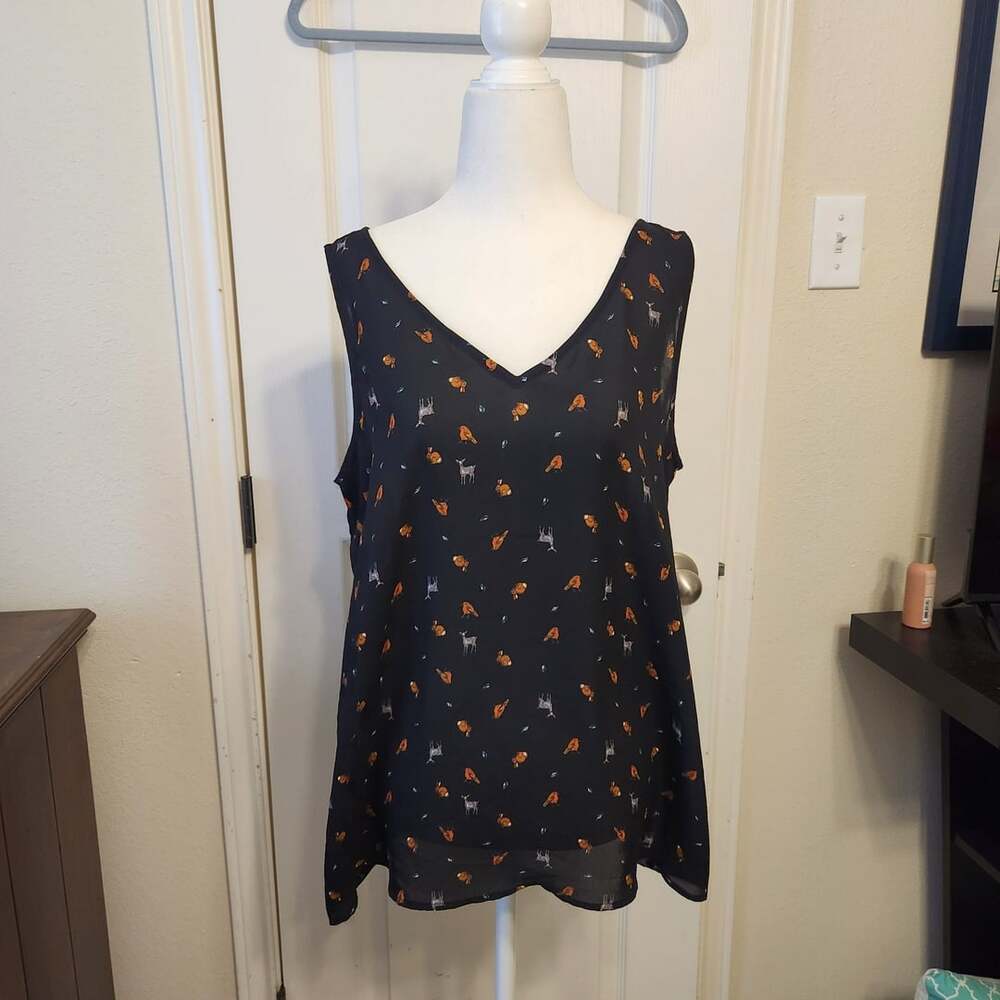 Women's Sleeveless Animal Print V-Neck Blouse